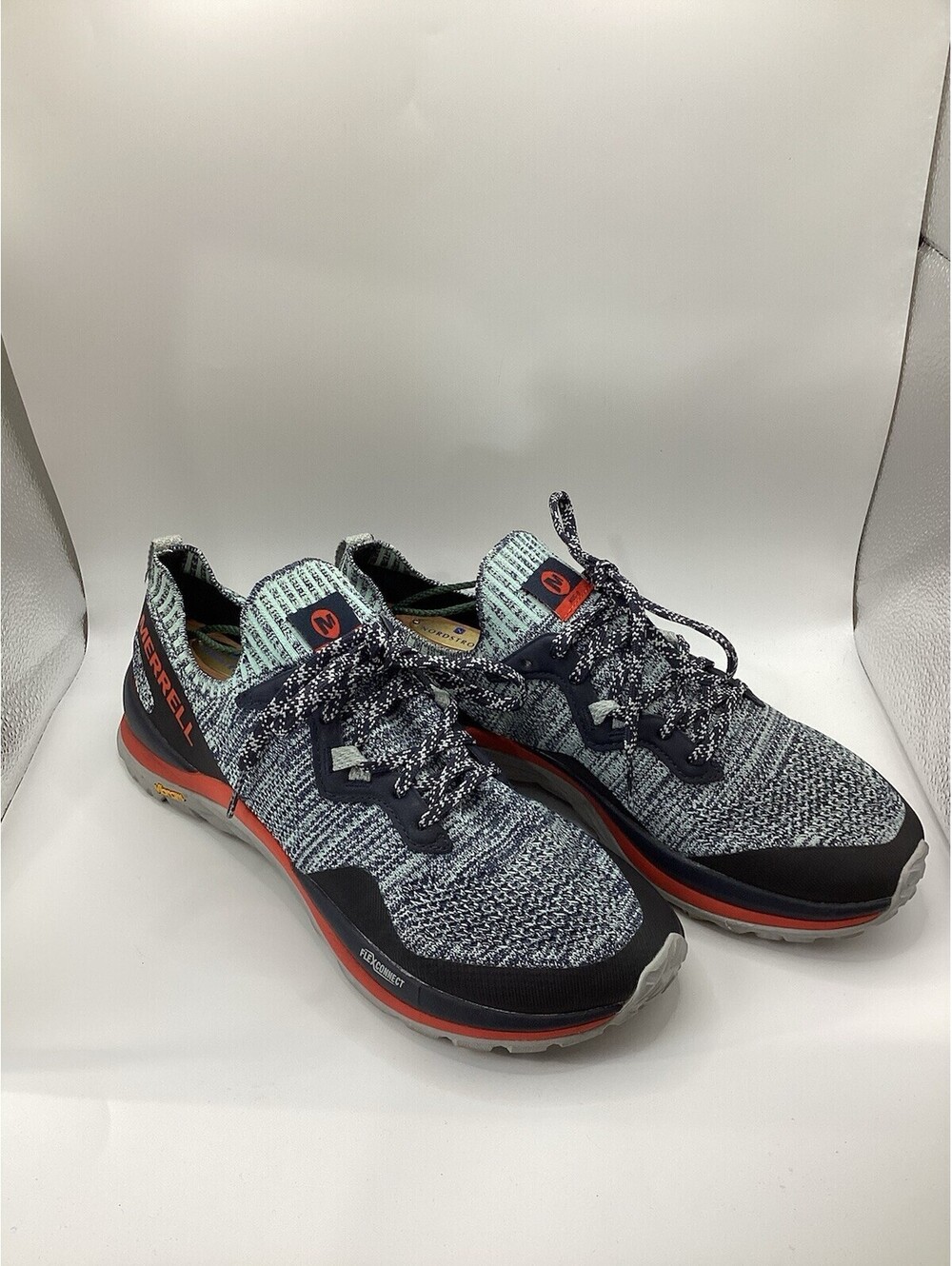 Merrell Women's Mag-9 Trail Running Sneakers Size 9.5 Gray & Mint Green